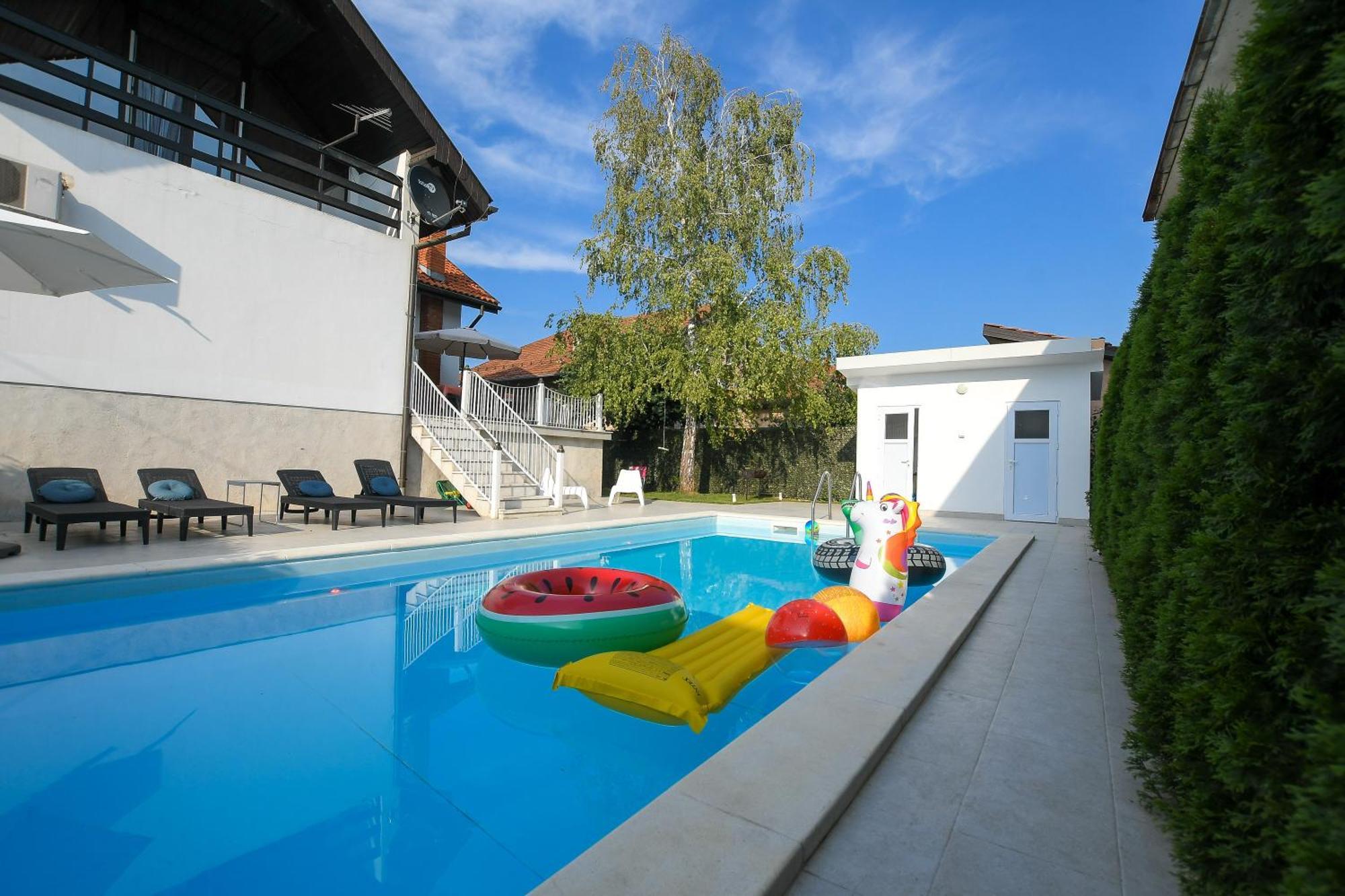 Villa Mina Kladovo, 5-Bedroom Villa With Pool For Up To 12 People Eksteriør billede